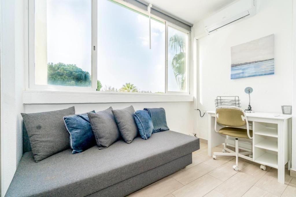 Spacious 1 Bed In Vilamoura, Fast Wifi & Pool Quarteira Ngoại thất bức ảnh