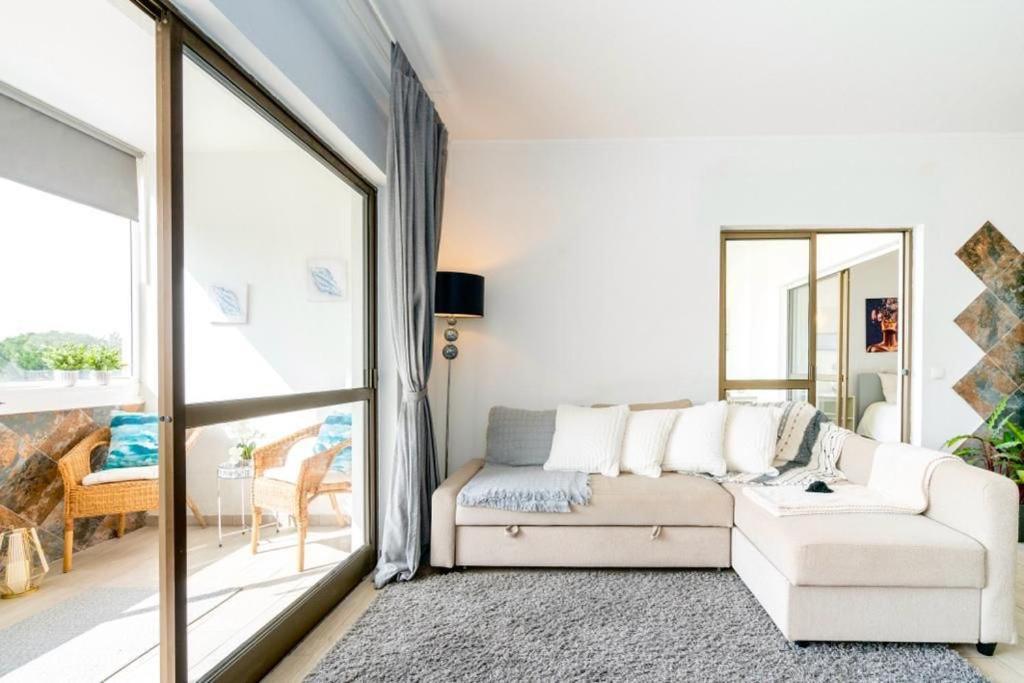 Spacious 1 Bed In Vilamoura, Fast Wifi & Pool Quarteira Ngoại thất bức ảnh